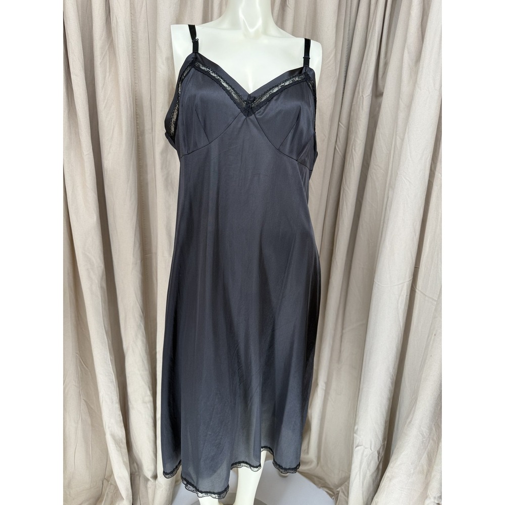 Vintage Lorraine Black Lace Trim Full Slip Antron III Nylon Lingerie Size 42 USA